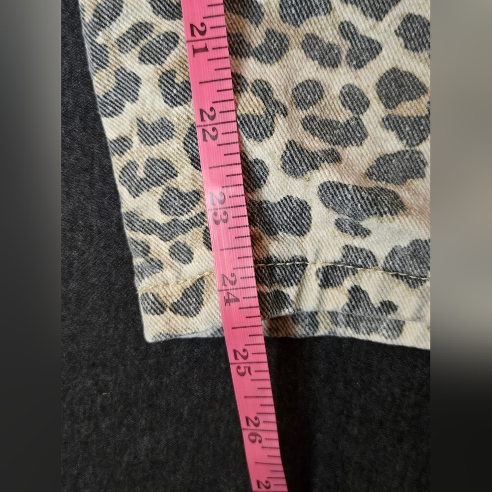 bohme Neutral Leopard-Print Cropped Jeans - Picture 12 of 12
